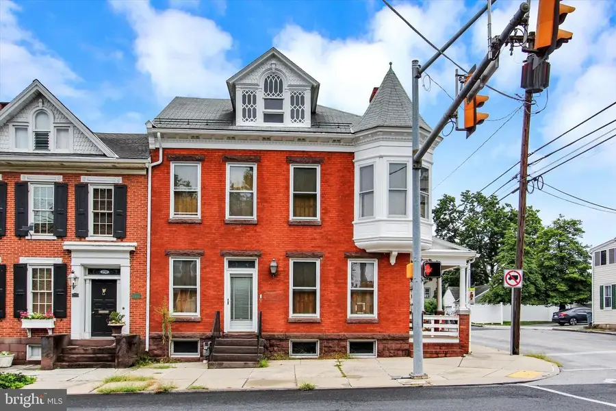 258 Baltimore St, Hanover, PA 17331 - #2