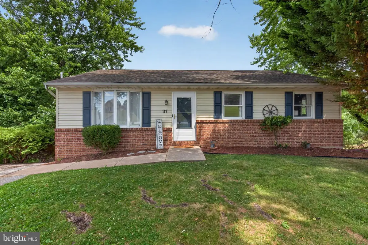 117 Mill St, Seven Valleys, PA 17360 - #1