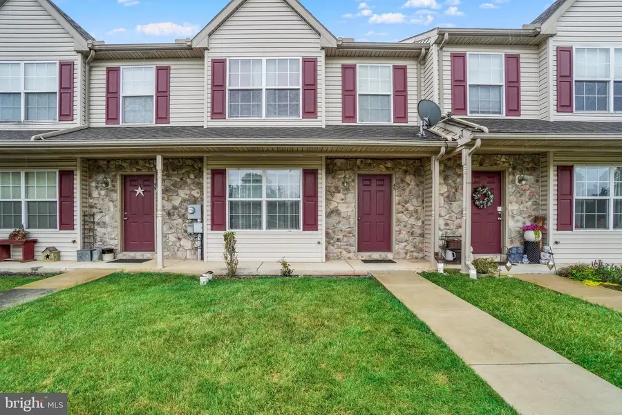45 Yarrow Ct, Manchester, PA 17345 - #2