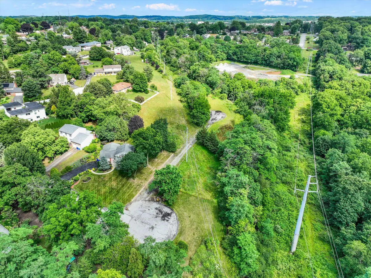 229 Verdan Dr N, York, PA 17403 - #1