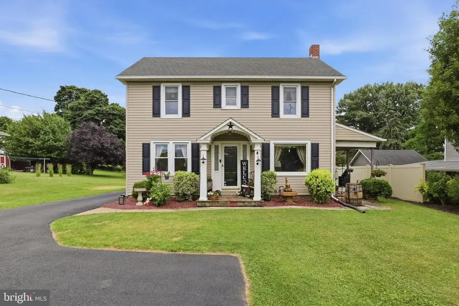 418 E Broadway, Red Lion, PA 17356 - #2