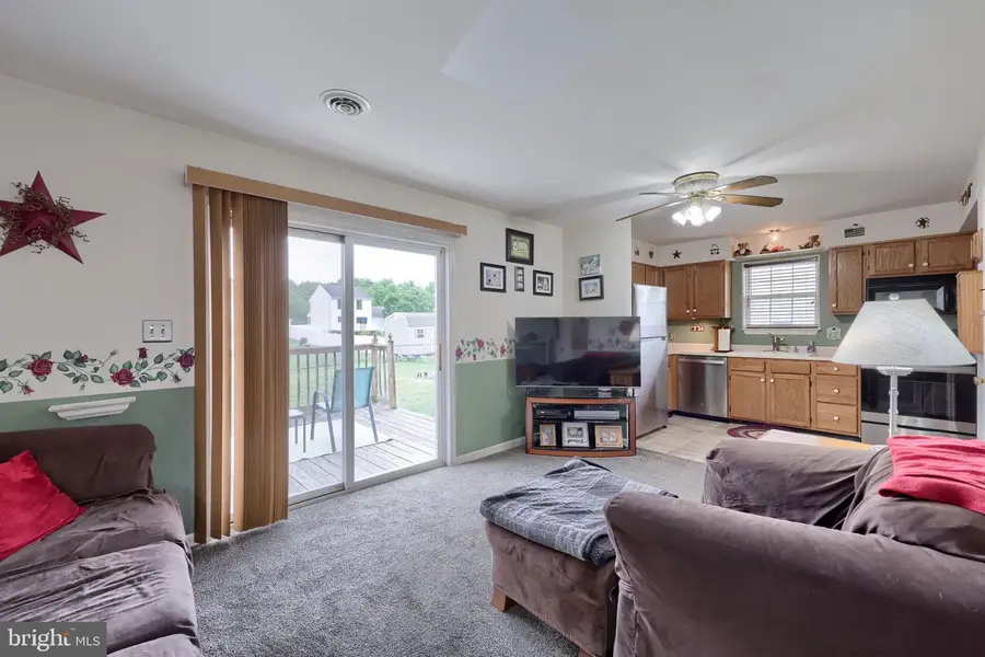 1902 Wyatt Cir, Dover, PA 17315 - #2