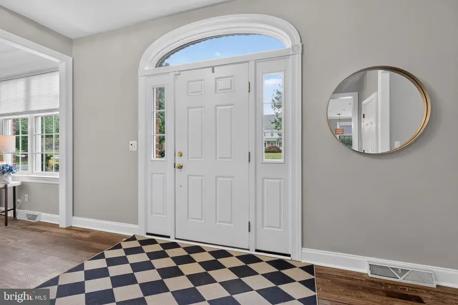 1001 Wetherburn Dr, York, PA 17404 - #2