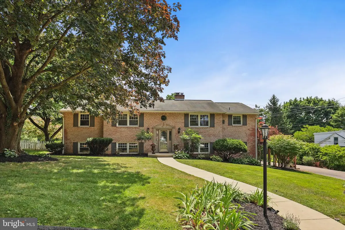1390 Arlington Rd, York, PA 17403 - #1