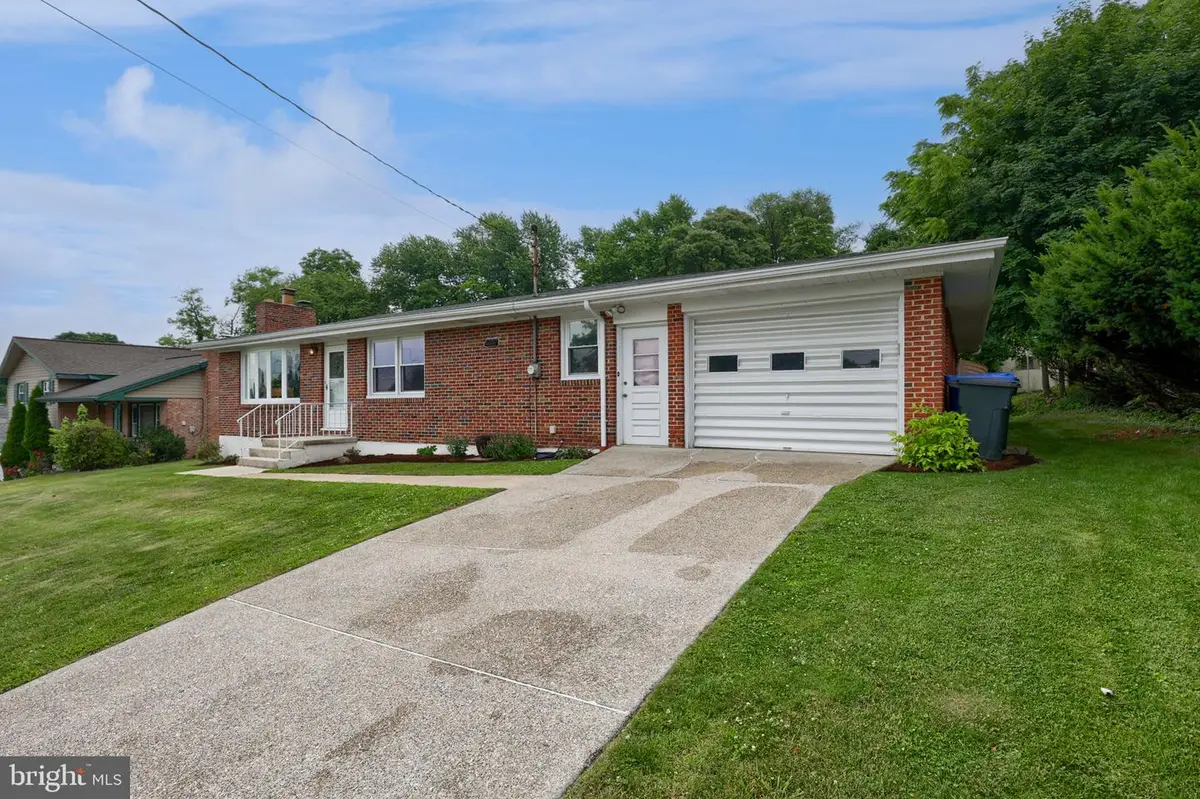 103 Oak Knoll Rd, New Cumberland, PA 17070 - #1