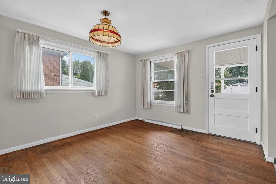 356 E Springettsbury Avenue, York, PA 17403 - #3