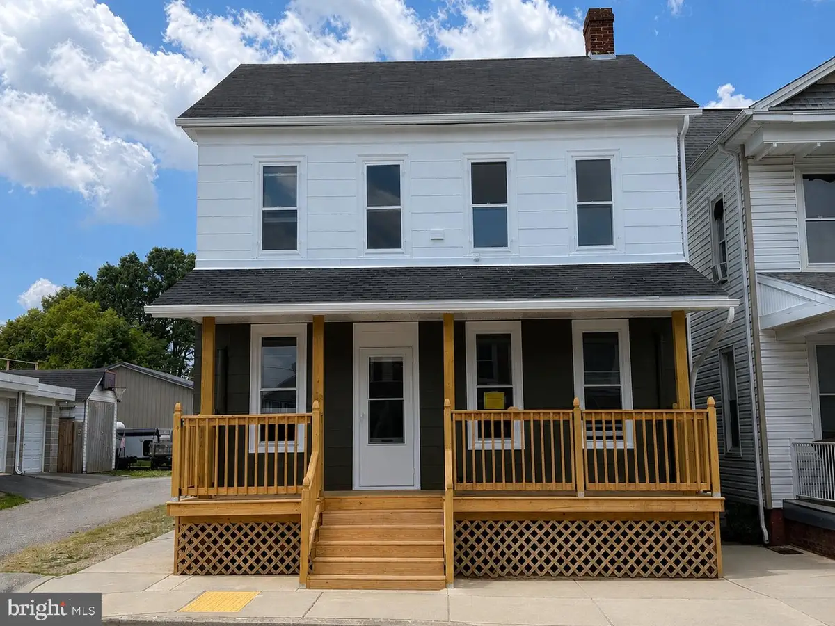 229 2nd Ave, Hanover, PA 17331 - #1