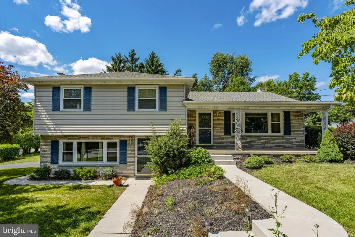 4107 Trowbridge Rd, York, PA 17402 - #1