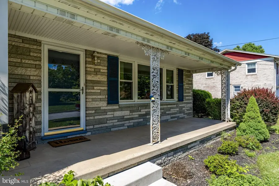 4107 Trowbridge Rd, York, PA 17402 - #2