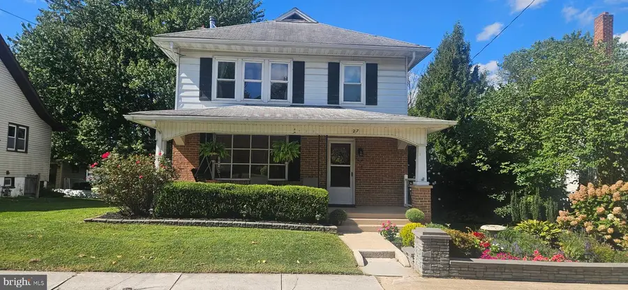 27 Hanover St, Spring Grove, PA 17362 - #2