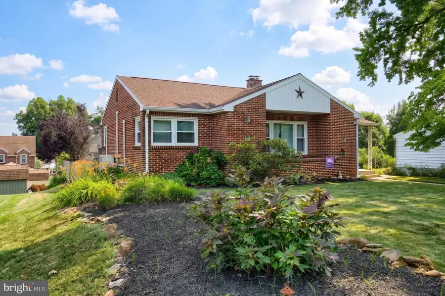 1312 Bonneview Rd, York, PA 17406 - #2