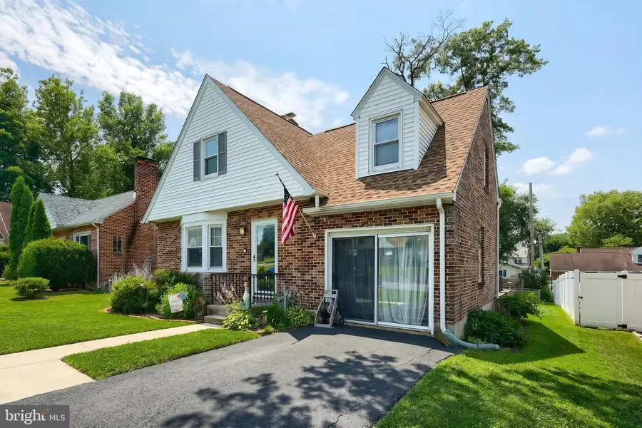116 Greystone Rd, York, PA 17402 - #2