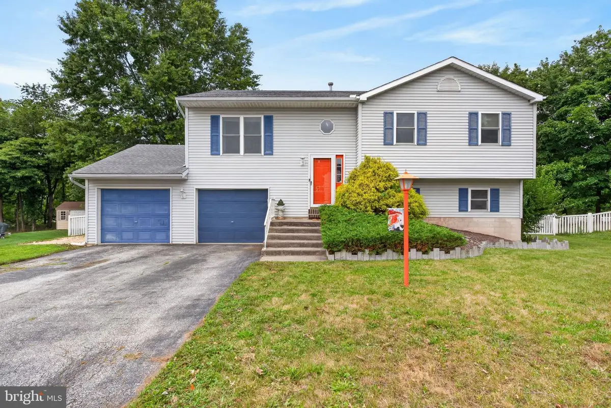 146 Winston Dr, York, PA 17408 - #1