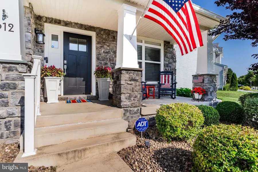 312 Hialeah Dr, Dillsburg, PA 17019 - #2