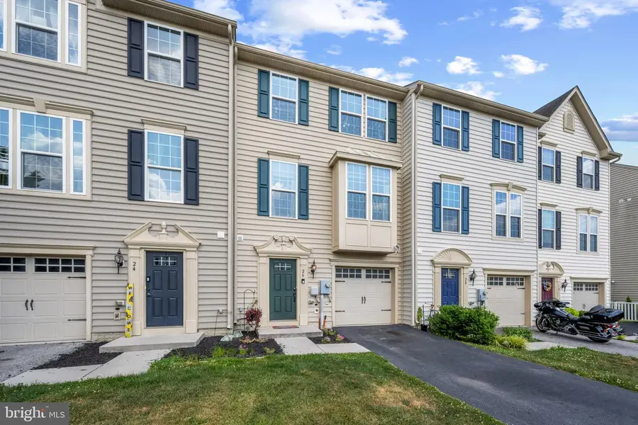 26 S Center St, Hanover, PA 17331 - #3