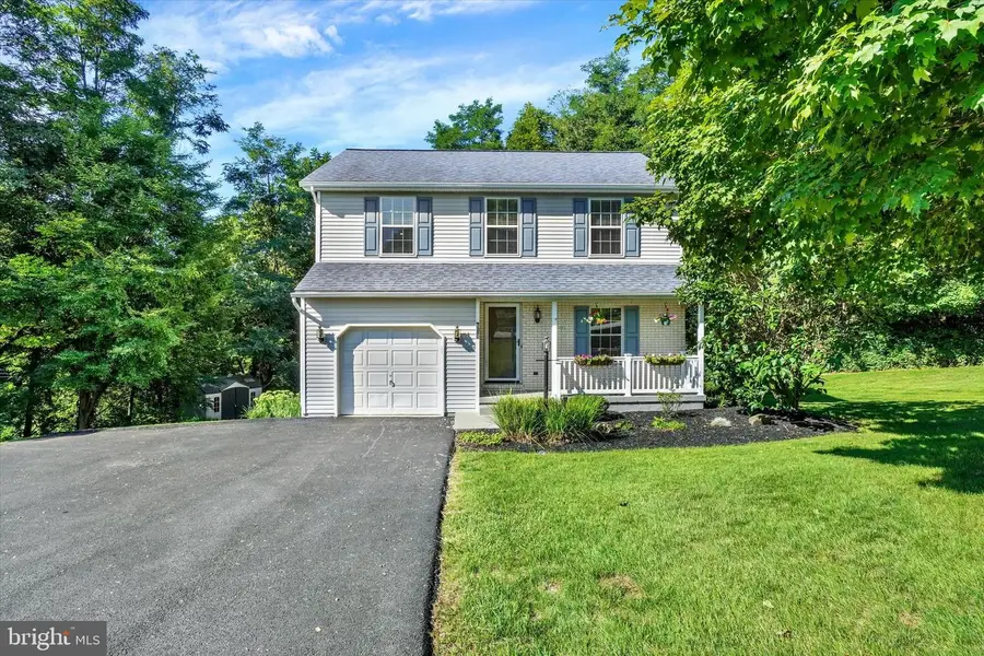 139 Hershey Cir, Stewartstown, PA 17363 - #2