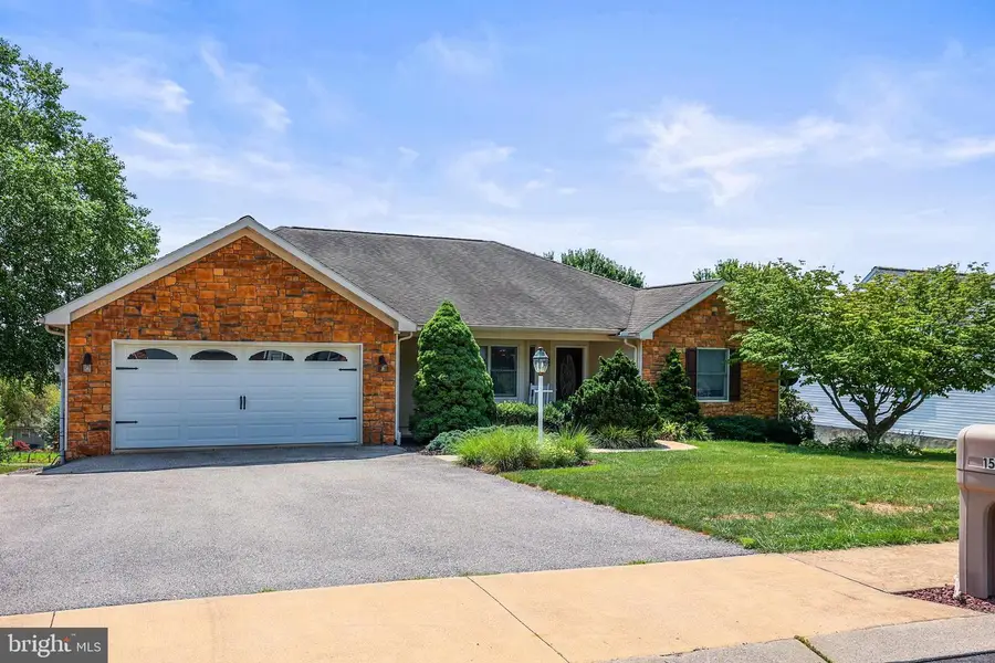 151 Overview Cir E, Red Lion, PA 17356 - #2