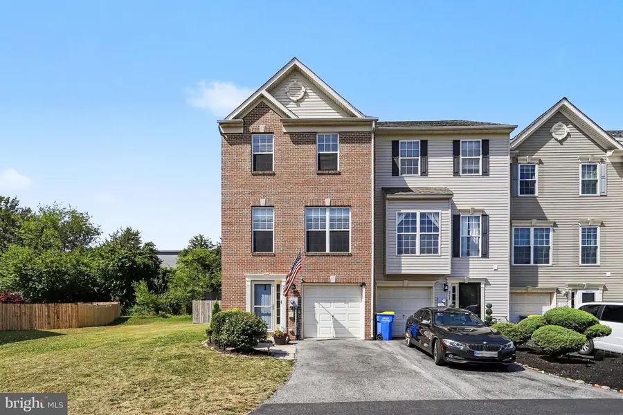 270 Country Ridge Dr, Red Lion, PA 17356 - #2