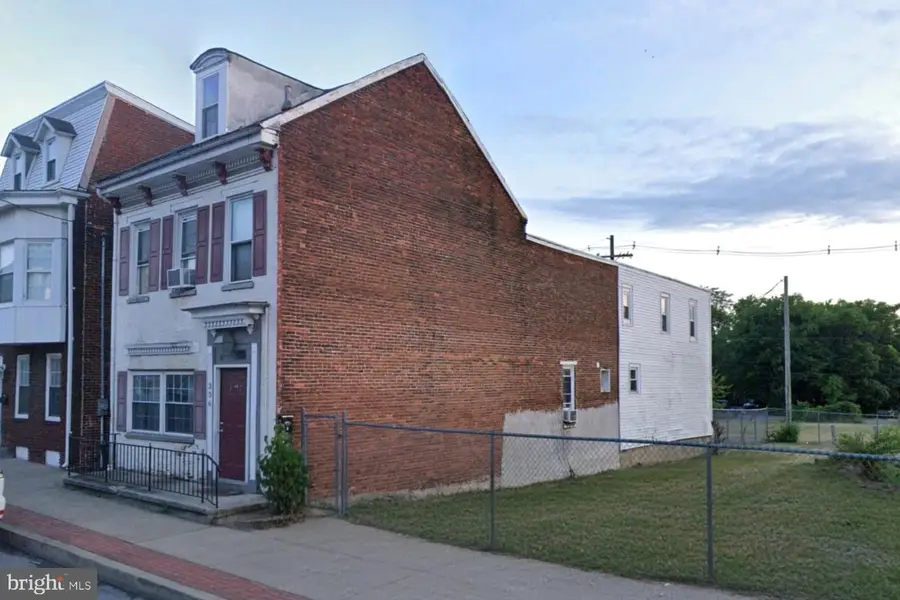 336 S Queen St, York, PA 17403 - #2