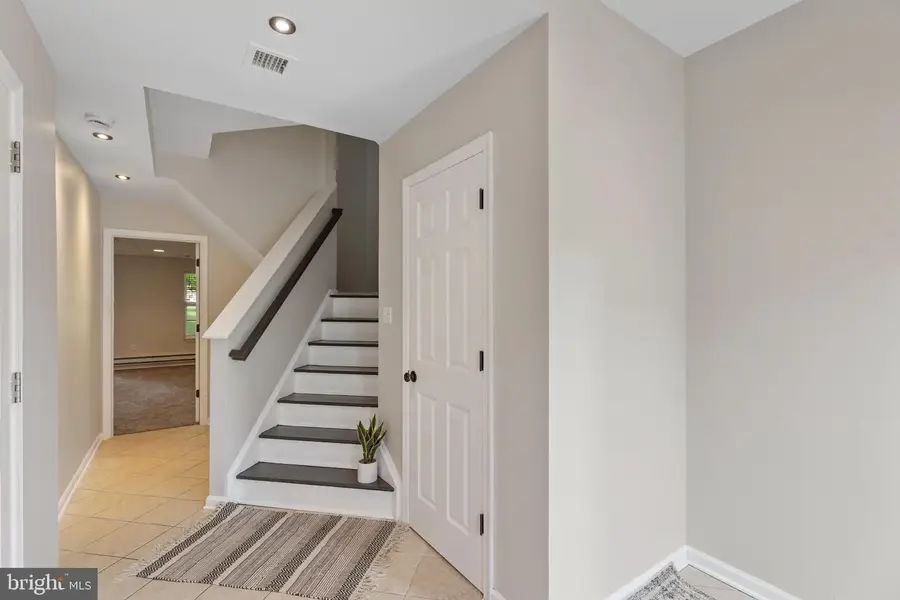 2729 Hunt Club Dr #71, York, PA 17402 - #2