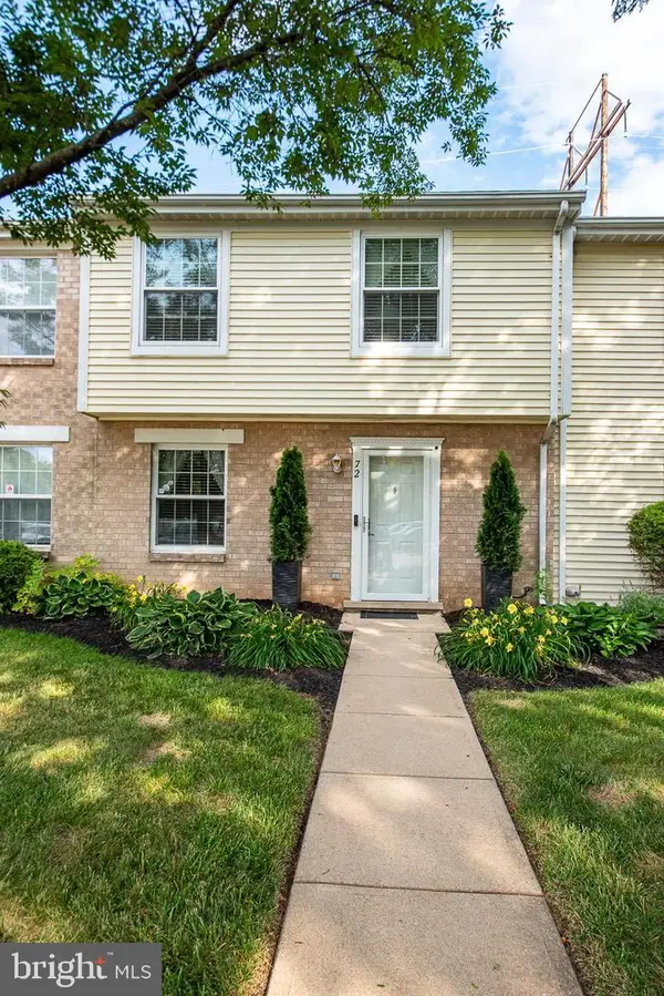 72 Lexton Dr #72, YORK, PA 17404