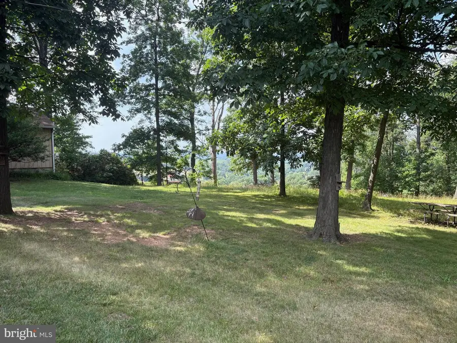 9100 Yellow Church Rd, Seven Valleys, PA 17360 - #2