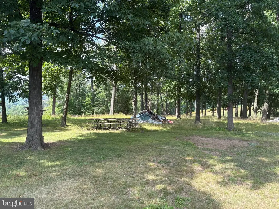 9100 Yellow Church Rd, Seven Valleys, PA 17360 - #3