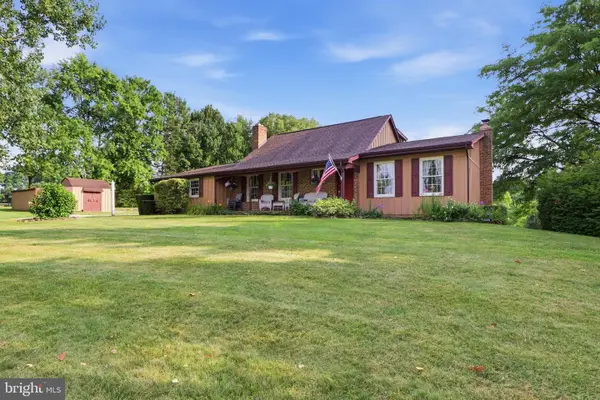 6163 Steltz Rd, GLEN ROCK, PA 17327