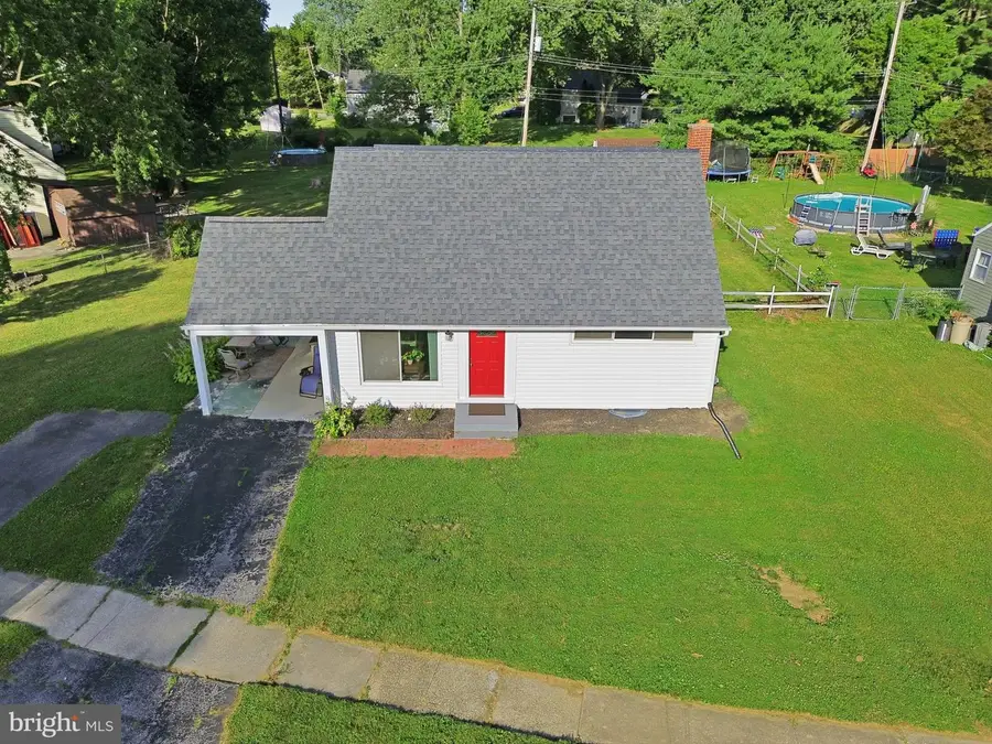 141 Stony Brook Dr, York, PA 17402 - #3