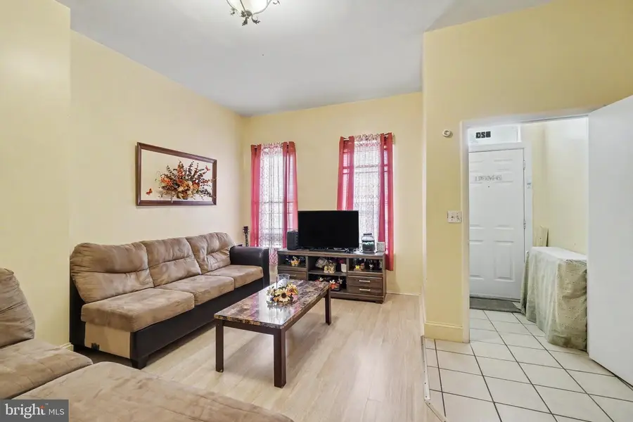420 S Duke St, York, PA 17401 - #3