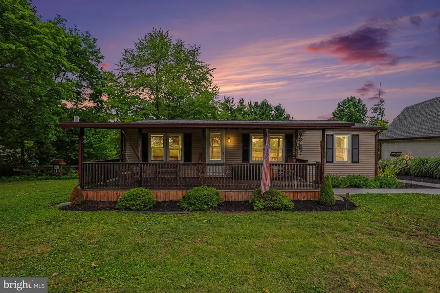49 Pickett Rd, Dover, PA 17315 - #2