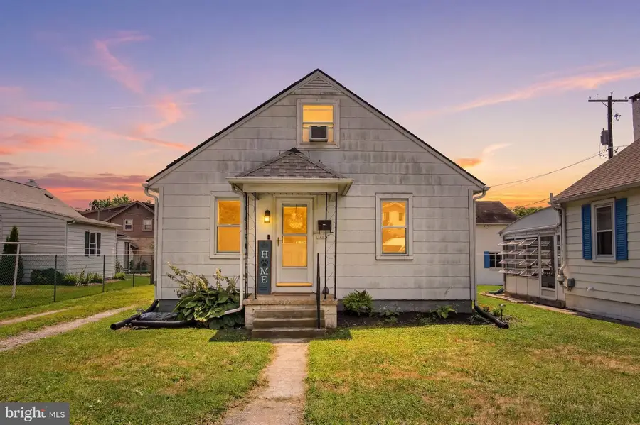 112 Fame Ave, Hanover, PA 17331 - #3