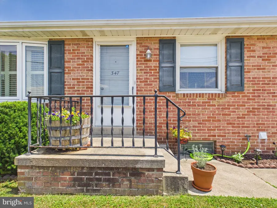 347 George St, Hanover, PA 17331 - #2