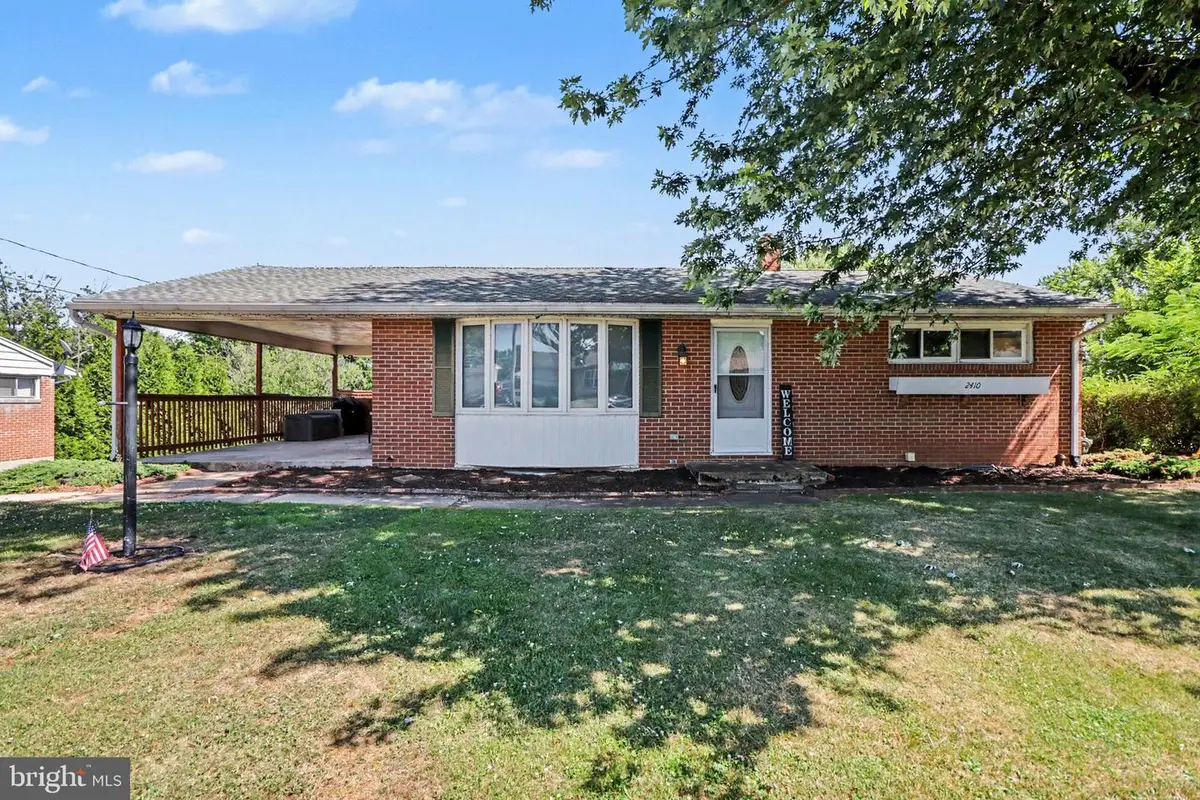 2410 Berkshire Ln, Dover, PA 17315 - #1