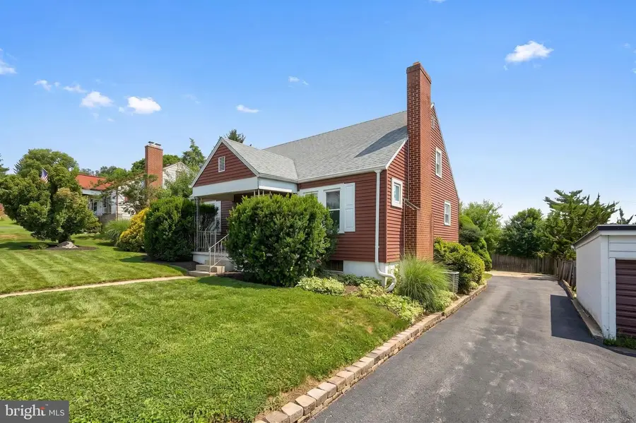 1108 S Albemarle St, York, PA 17403 - #2