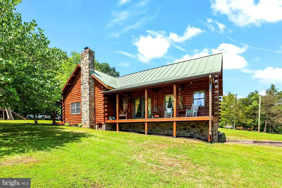 71 Hull Dr, East Berlin, PA 17316 - #3