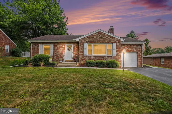 4062 Old Orchard Rd, YORK, PA 17402