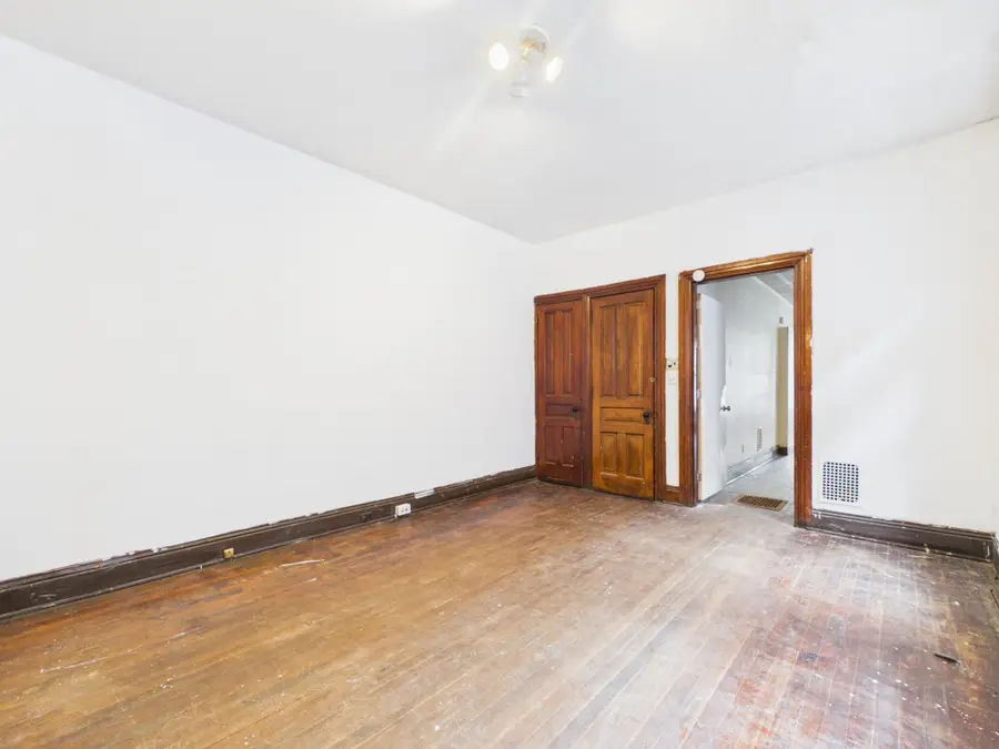 719 W King St, York, PA 17401 - #3