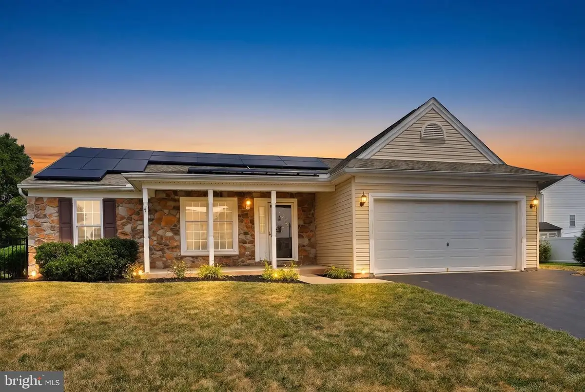 45 Thomas Dr, York, PA 17404 - #1