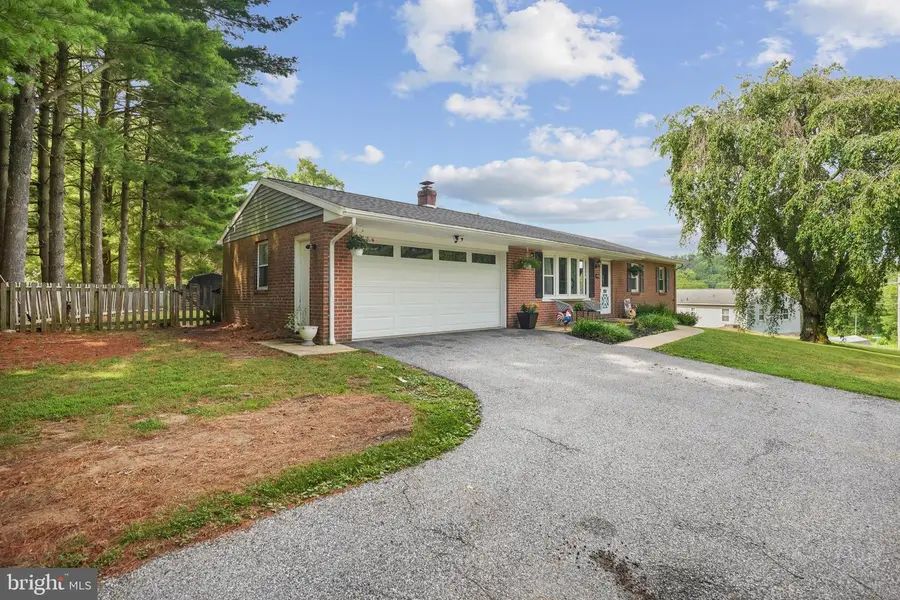 493 Windy Hill Rd, New Freedom, PA 17349 - #2