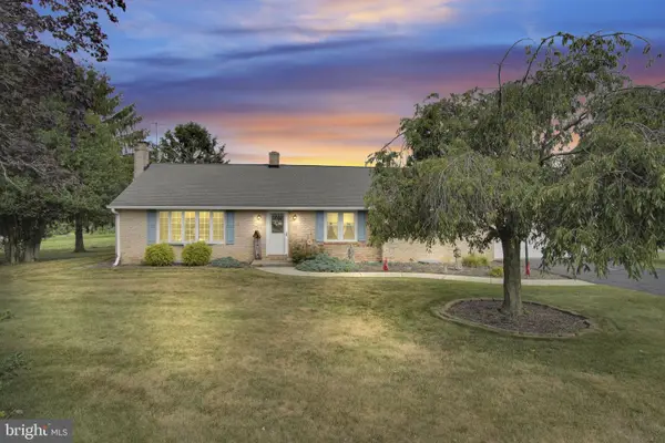 2382 Stoverstown Rd, SPRING GROVE, PA 17362