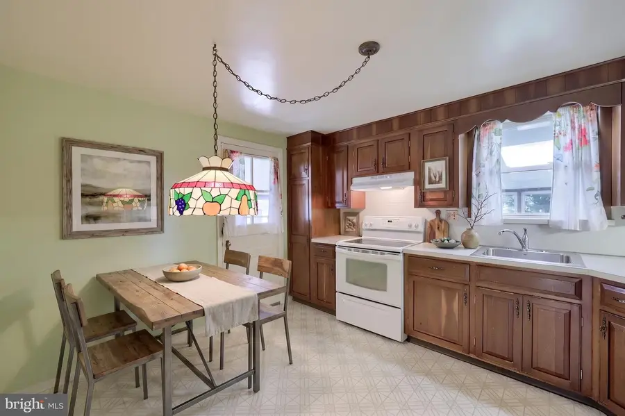 801 Carl St, York, PA 17404 - #3