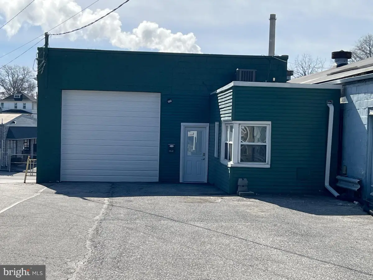 1880 W Market St, York, PA 17404 - #1