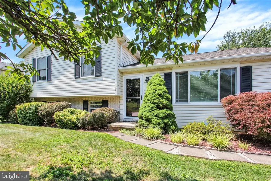 30 Gardenia Dr, Hanover, PA 17331 - #3