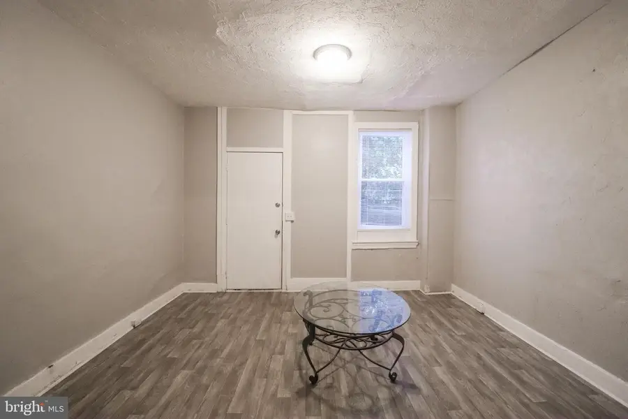 320 Wallace St, York, PA 17403 - #3