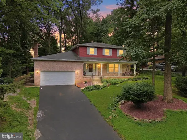 3729 Silverwood Dr, YORK, PA 17402