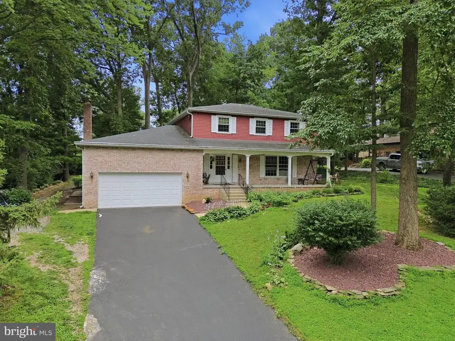 3729 Silverwood Dr, York, PA 17402 - #2