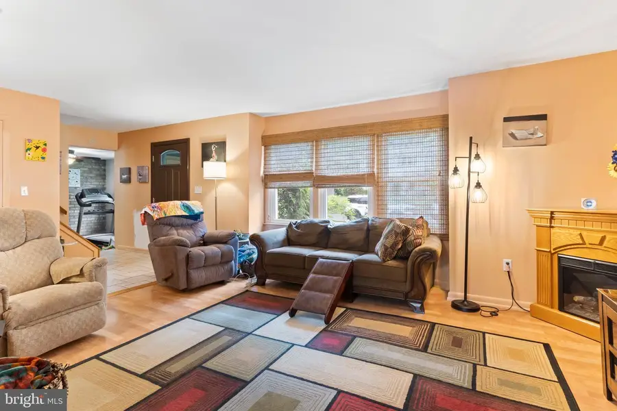 109 Yellow Breeches Dr, Camp Hill, PA 17011 - #3