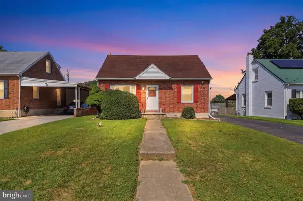 324 Greystone Rd, YORK, PA 17402