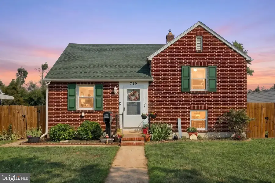 719 Village Rd, York, PA 17404 - #3